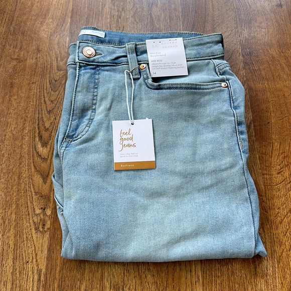 LC Lauren Conrad Mid Rise Slim Fit Boyfriend Jeans Brigitte Light Wash Denim NWT - Picture 2 of 11